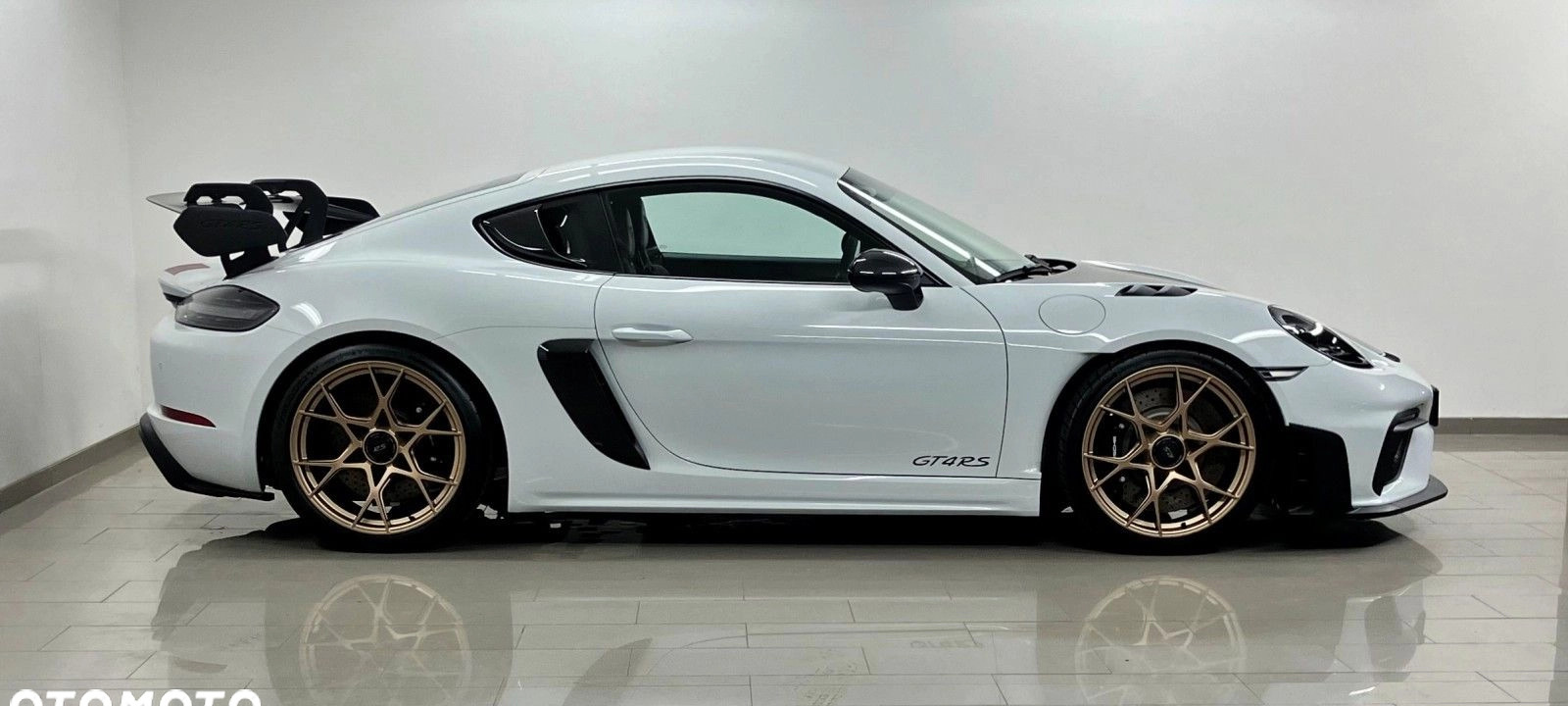 Porsche 718 Cayman cena 949000 przebieg: 12, rok produkcji 2023 z Przecław małe 562